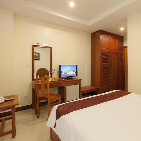Kirirom Crystal Hotel Phnom Penh Exteriör bild