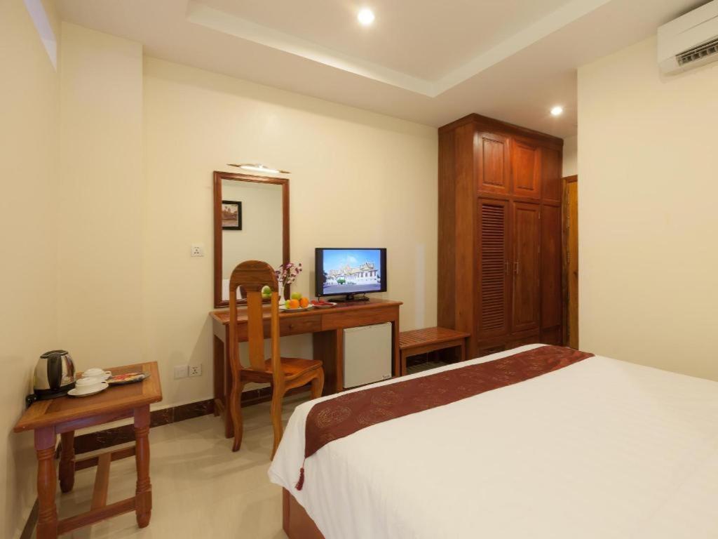 Kirirom Crystal Hotel Phnom Penh Exteriör bild